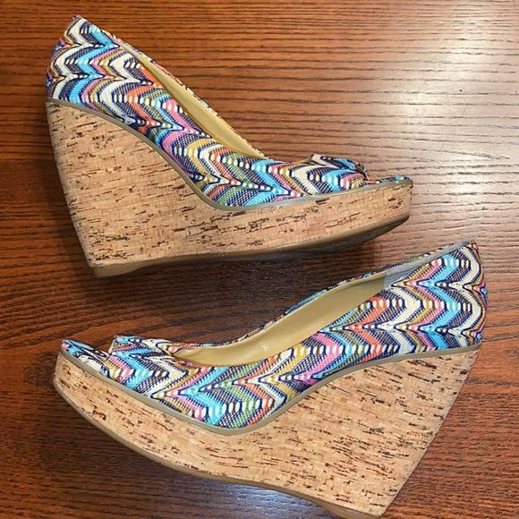 Nine West Wedges size 7.5 - Picture 3 of 8